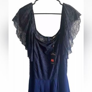 miusol Woman’s Long Cocktail/Formal Dress Navy Blue Lace Top & Sleeves Size  M